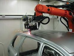 FIGURE 4. Edge laser welding using a dedicated seam tracker. FIGURE 4. Edge laser welding using a dedicated seam tracker.