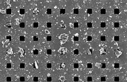 Plasmonic metal-mesh sensor measures composition of dust particles stuck to it Plasmonic metal-mesh sensor measures composition of dust particles stuck to it