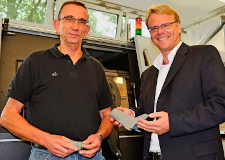 Generative metal laser fusing used to create model of reusable space vehicle