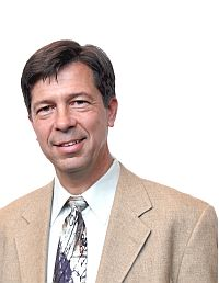 Tom Hausken, OSA senior advisor, engineering and applications