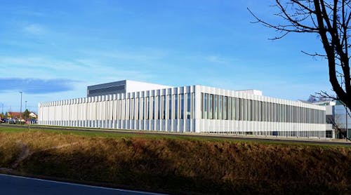 Industrial laser manufacturer TRUMPF has expanded its primary solid-state laser development facility by erecting a new building at the town of Schramberg-Sulgen with 6200 square meters of floor space.