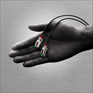 PR-M/F Series Miniature Metal Photoeye from KEYENCE