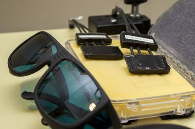 In diffuse correlation spectroscopy (DCS), a noninvasive probe is placed on the surface of the head to measure the fluctuations of near-IR light caused by moving red blood cells in tissue. It has been shown to accurately track cerebral blood flow in underlying brain tissue.