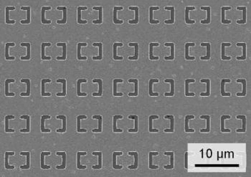 A scanning-electron micrograph (SEM) shows the periodic structure and the size of the resonators in the metamaterial, which define the wavelength range that can be detected.