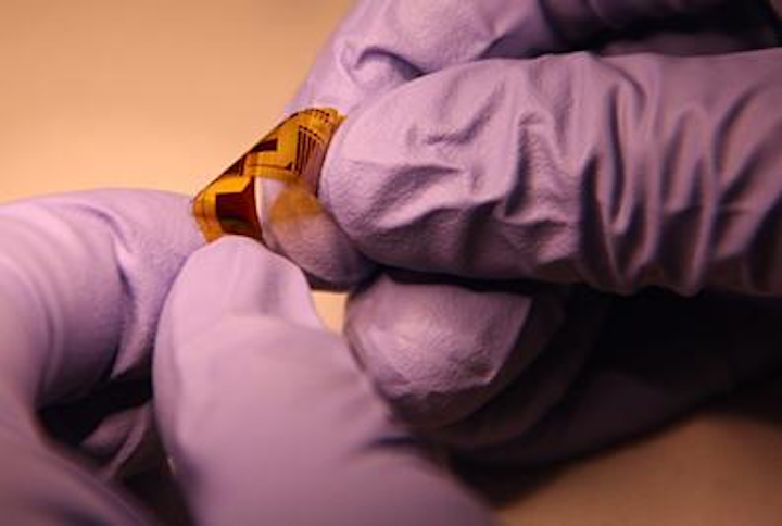 Chalcogenide glass structures within polymer enable flexible photonic devices
