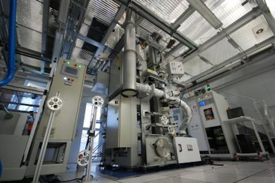 This silica fiber drawing tower is housed in the Zepler Institute Cleanroom Complex at the University of Southampton.