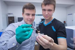 Researchers from the Laboratory of Nanooptics and Plasmonics at the Moscow Institute of Physics and Technology (MIPT) have devised a novel type of graphene-oxide (GO)-based biosensor that could significantly speed up the process of drug development. (Image credit: MIPT)