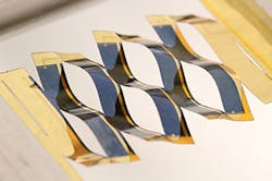 Stretched kirigami-patterned thin-film solar cells track the sun Stretched kirigami-patterned thin-film solar cells track the sun