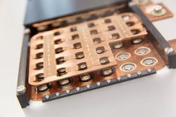 Pm Batteriepacks Leichtbau Iaa 2015 Bild2 Web Pm Batteriepacks Leichtbau Iaa 2015 Bild2 Web