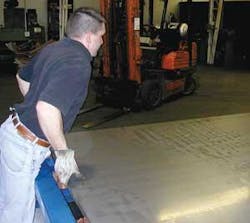 Th 0510ils Laser04 Th 0510ils Laser04