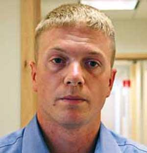 Reservist Jason Cox received the U.S. Navy and Marine Corps achievement medal for his invention, based on infrared spectroscopy.