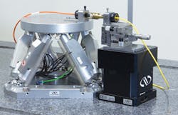 FIGURE 4. HXP100P hexapod in a single-channel, single-ended fiber alignment application. FIGURE 4. HXP100P hexapod in a single-channel, single-ended fiber alignment application.