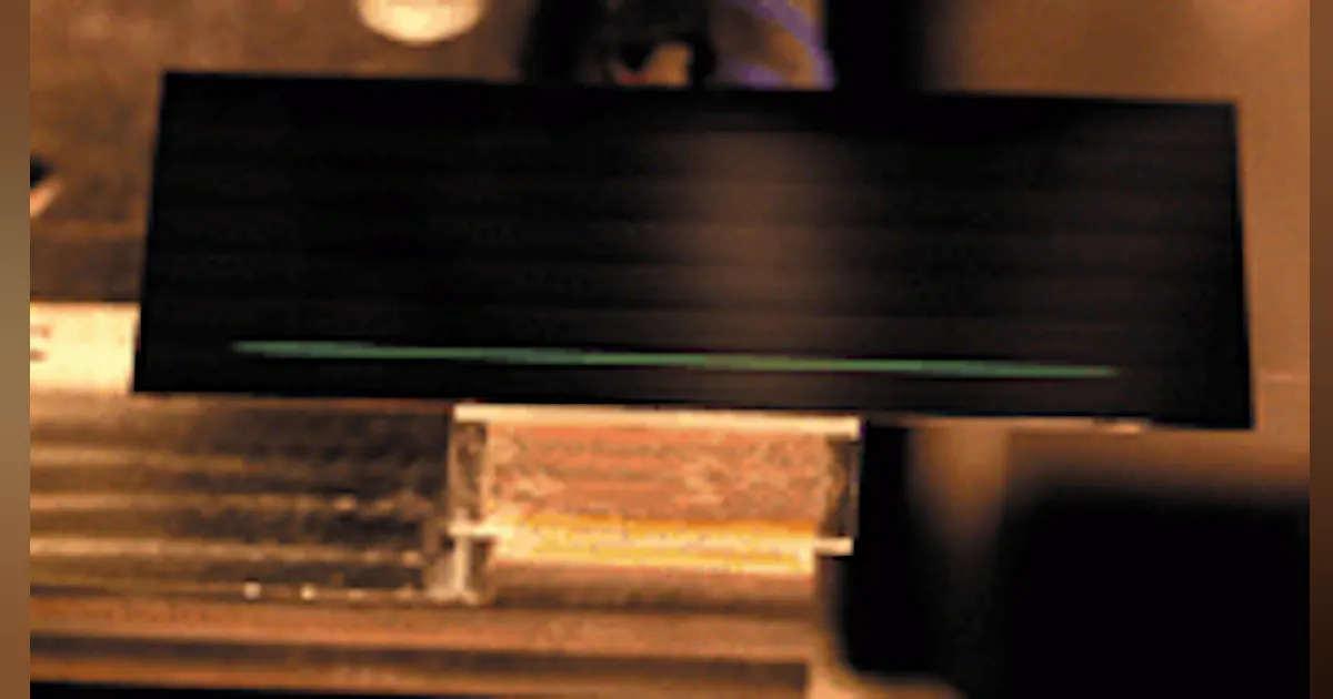 1999 TECHNOLOGY REVIEW: Optoelectronics moves forward on many fronts ...