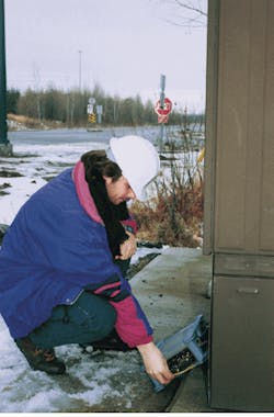 FIGURE 1. Fiber field technicians can bring to remote sites test instruments such as OTDRs with capabilities that a few years ago were only available in fixed installations. FIGURE 1. Fiber field technicians can bring to remote sites test instruments such as OTDRs with capabilities that a few years ago were only available in fixed installations.