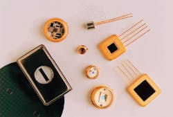Avalanche photodiodes are available in a variety of shapes and sizes tailored to various application requirements. Avalanche photodiodes are available in a variety of shapes and sizes tailored to various application requirements.