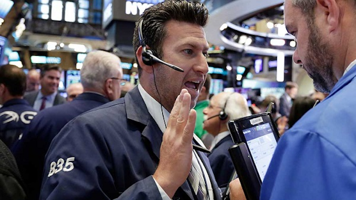 In early October 2016, stocks are trading near session highs with the Nasdaq taking the lead due to fiber-optic and chip rallies. (Image credit: Investor’s Business Daily)