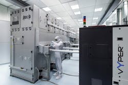 FIGURE 2. In the newest TwinVYPER system, four separate beams are combined within the system to produce a single line beam. FIGURE 2. In the newest TwinVYPER system, four separate beams are combined within the system to produce a single line beam.