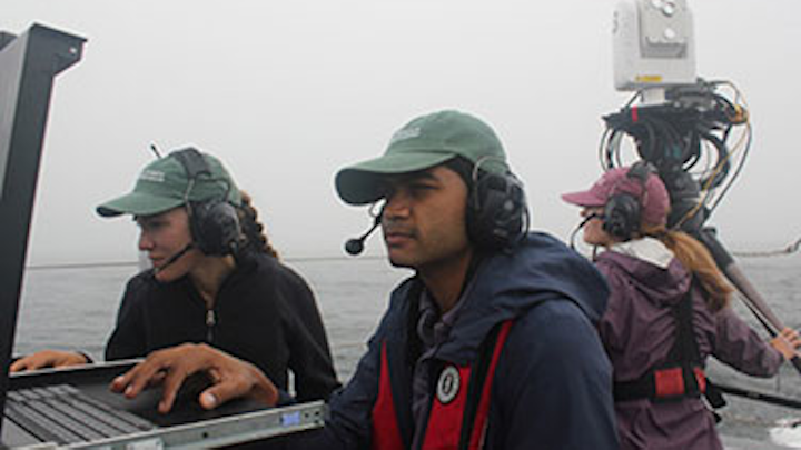 Johns Hopkins team demonstrates high-bandwidth free-space optical communications at sea