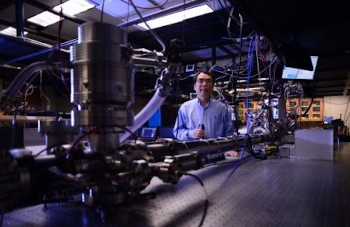 Once again, CREOL researchers set record for shortest light pulse