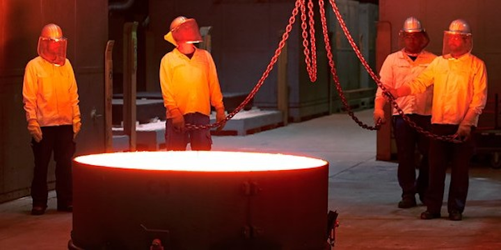 Schott has successfully cast the first main hexagonal mirror segments for the European Southern Observatory's Extremely Large Telescope (ELT). (Image credit: ESO)