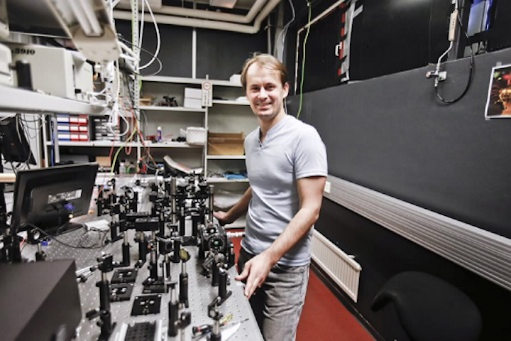 Professor Goëry Genty works in the Laboratory of Photonics at Tampere University of Technology, where a new ultrafast measurement technique reveals dynamics of the evolution of a laser beam. (Image credit: Tampere University of Technology)