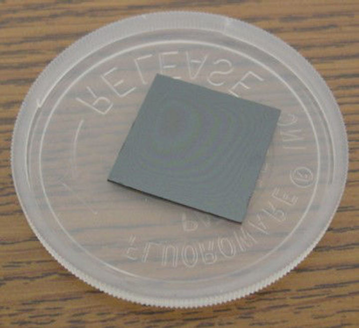 Example of SMI-grown doped lithium niobate material using the MOCVD process. (Image credit: SMI)