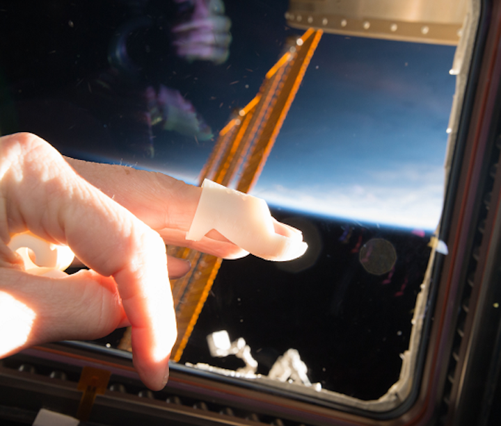 A finger splint was printed on Made In Space's Additive Manufacturing Facility (AMF) onboard the International Space Station (ISS). (Image credit: Made in Space)