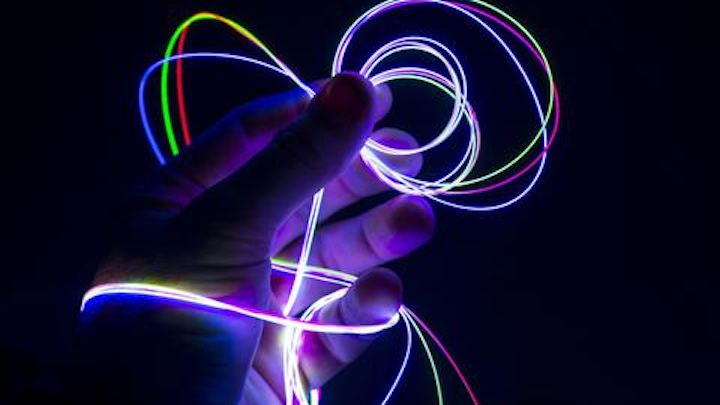 Content Dam Lfw En Articles 2016 06 Corning Invests In Fiber Lighting Startup Versalume Leftcolumn Article Thumbnailimage File