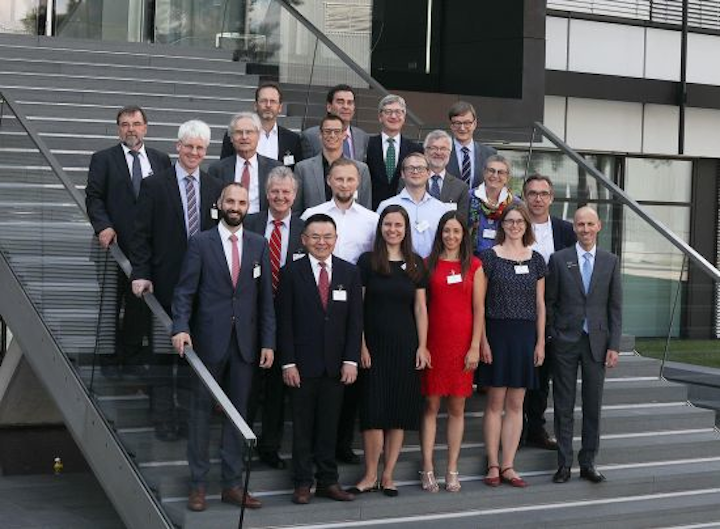 Content Dam Lfw En Articles 2018 07 Berthold Leibinger Innovationspreis Winners Advance Additive Manufacturing And Raman Spectroscopy Leftcolumn Article Thumbnailimage File