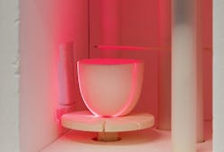 Shown is a ceramic sample in the measuring chamber of the high-temperature laser profilometer. Shown is a ceramic sample in the measuring chamber of the high-temperature laser profilometer.