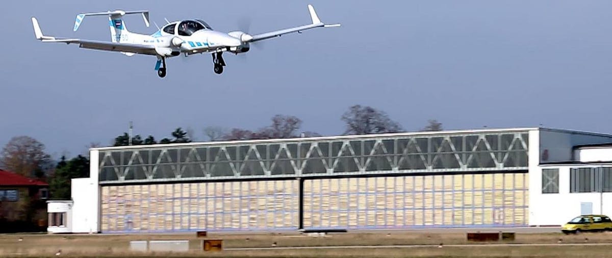 TUM&apos;s research aircraft lands fully automatically without ground-based systems.