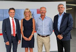 Larcombe 5d8ce5d2a9d61 Larcombe 5d8ce5d2a9d61