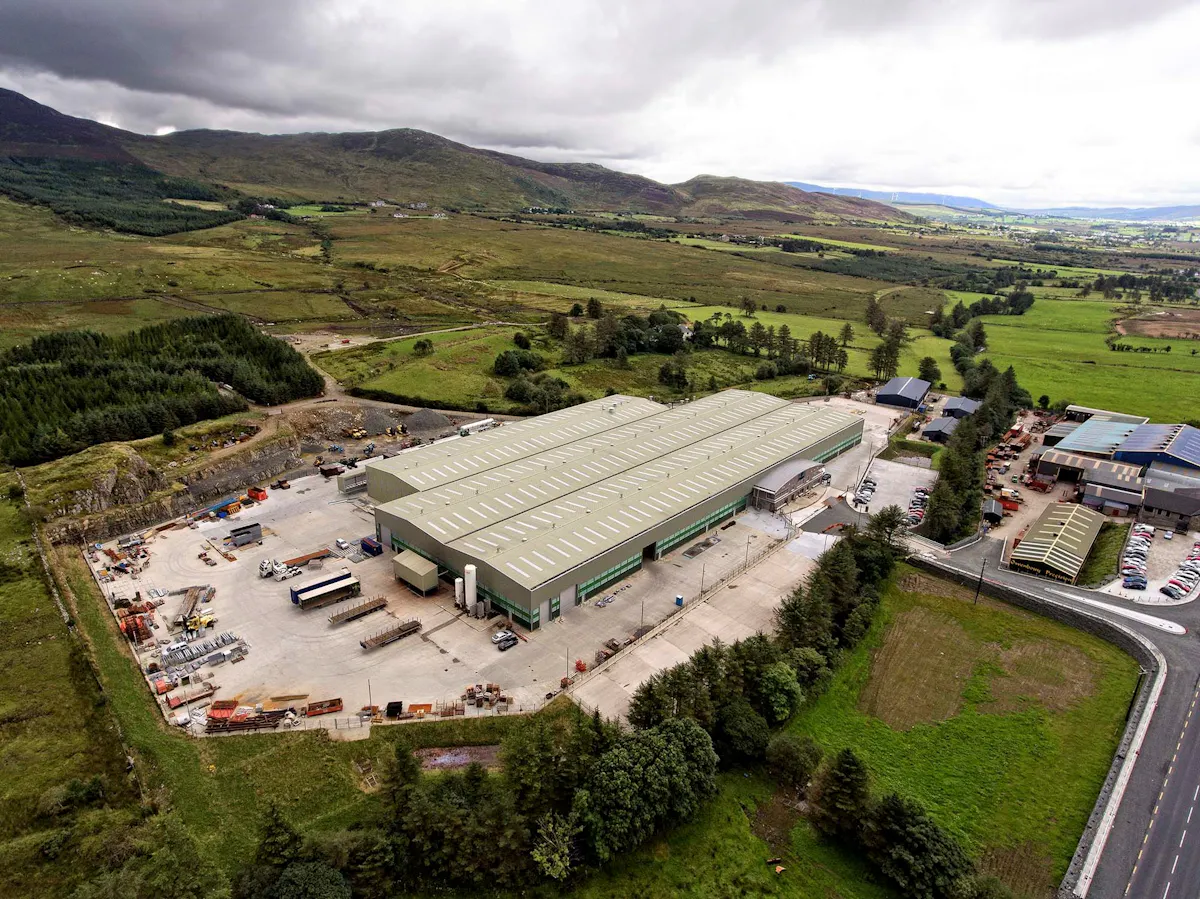 Subcontractor invests in three-machine fiber laser cutting cell | Laser ...
