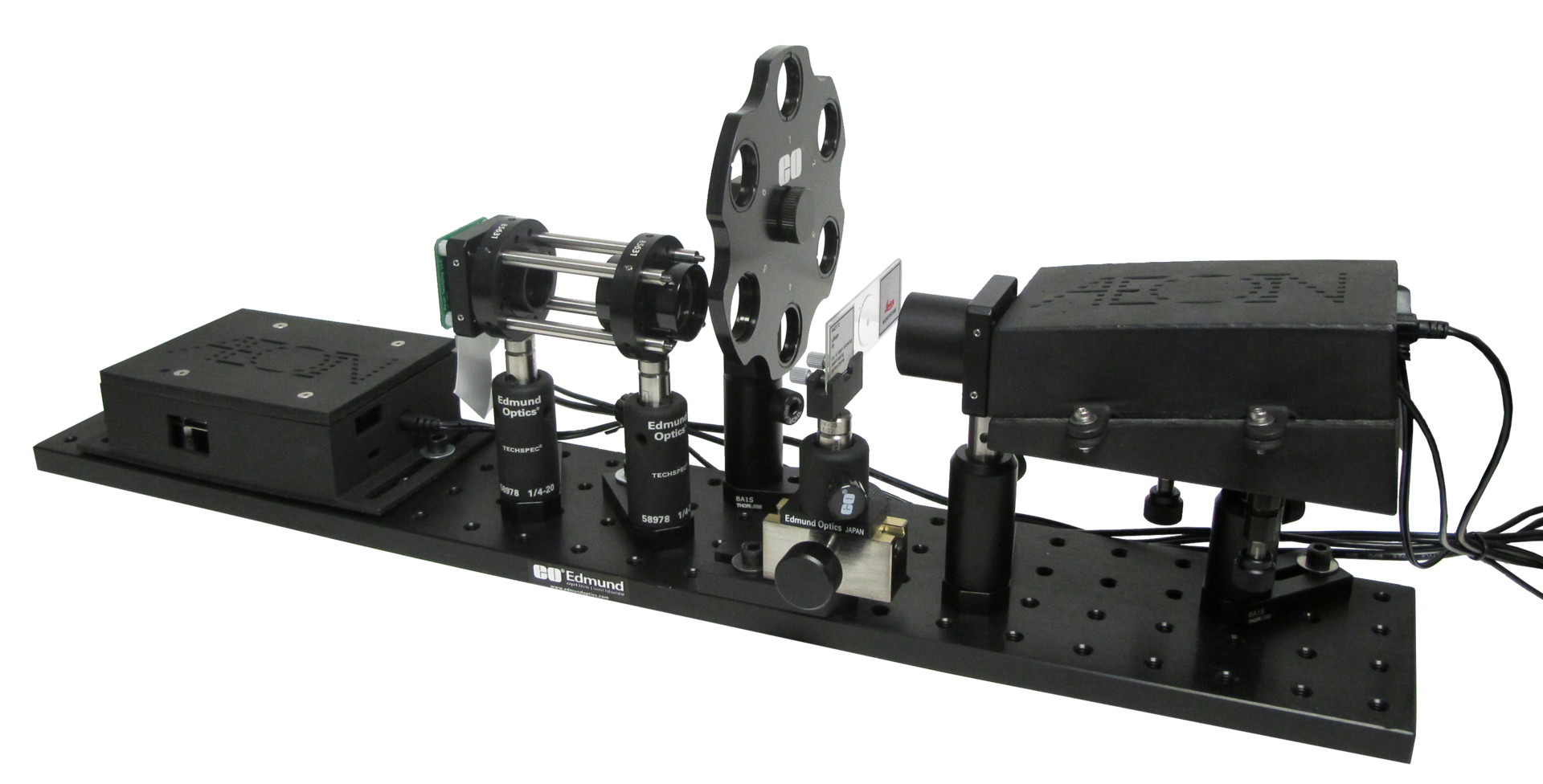 FIGURE 1. Aeon Imaging's Digital Light Microscope is configured for 1X slide imaging using Edmund Optics components, including the Techspec Optical Cage System.