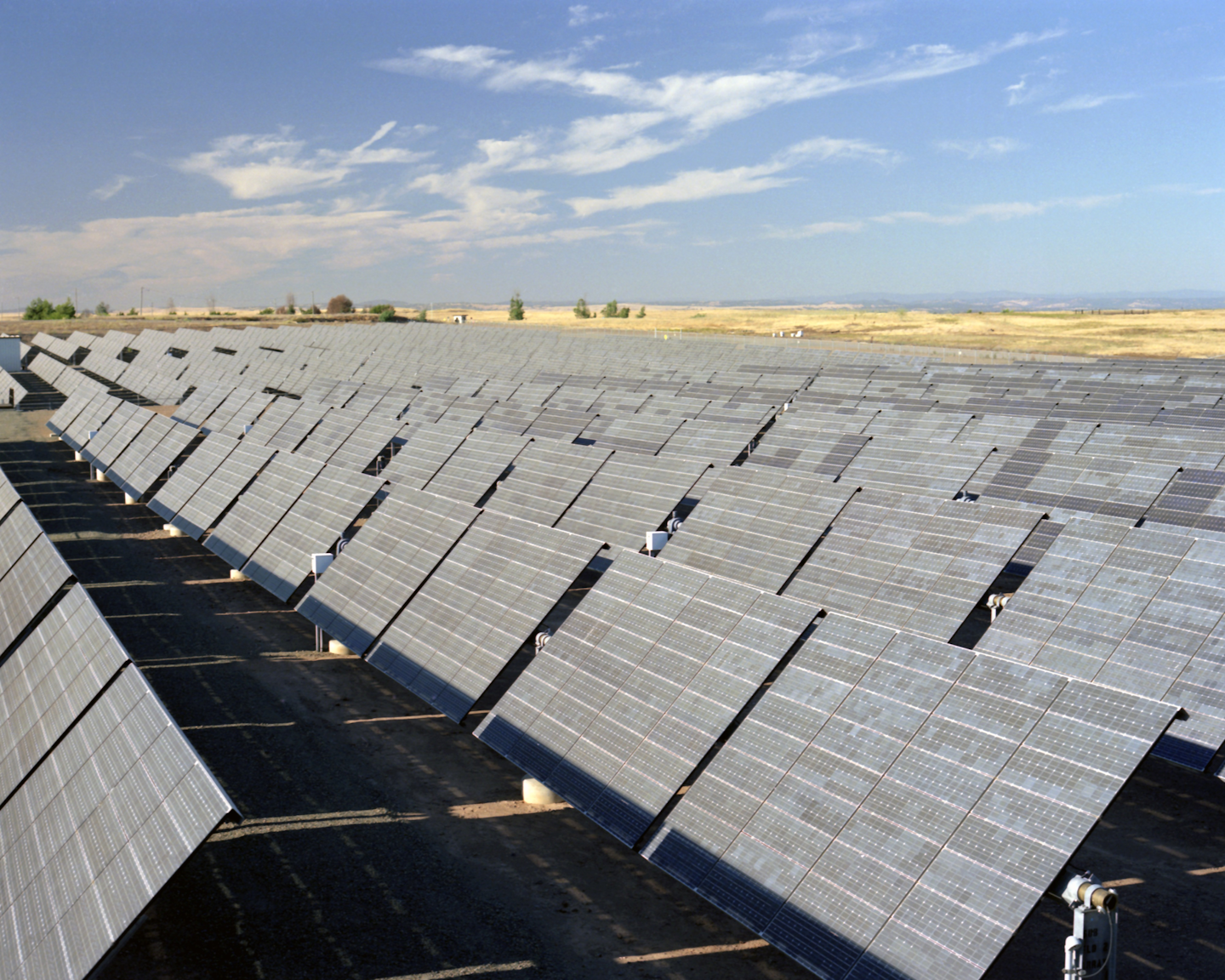 Photonic Frontiers Photovoltaics Progress In The Quest For Photovoltaic Power Generation Laser Focus World