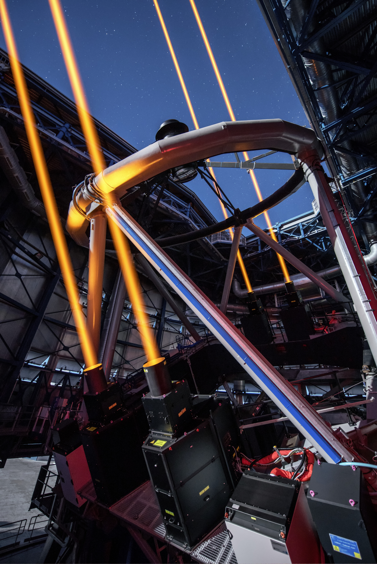 Adaptive Optics: ESO's Very Large Telescope sees four times first ...