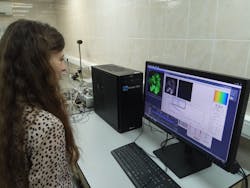 This macro-FLIM system provides cellular-level resolution in specimen areas up to 4 cm2 with high molecular specificity. This macro-FLIM system provides cellular-level resolution in specimen areas up to 4 cm2 with high molecular specificity.