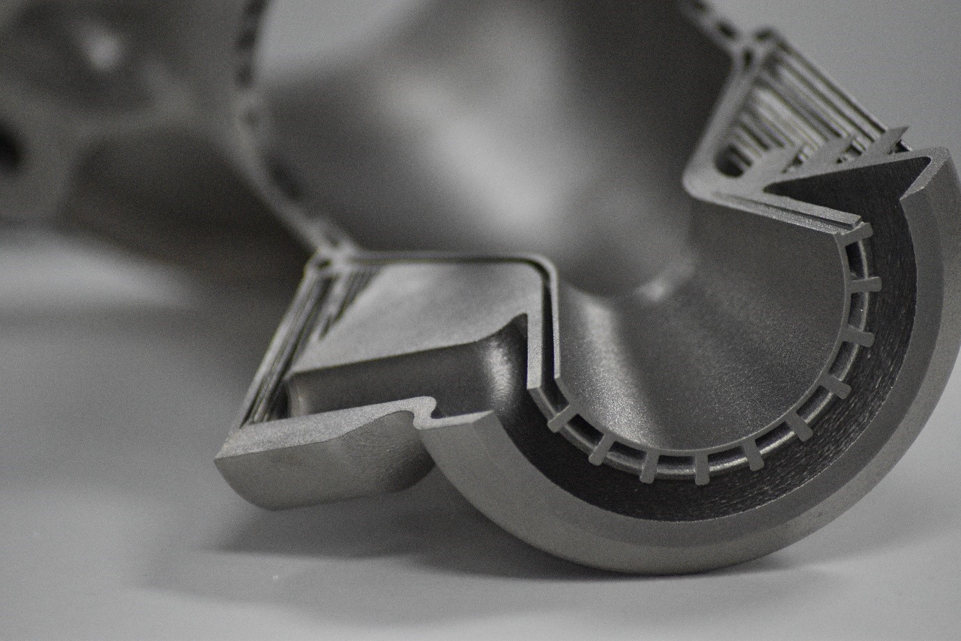 Alloyed 5fa99a7431b04