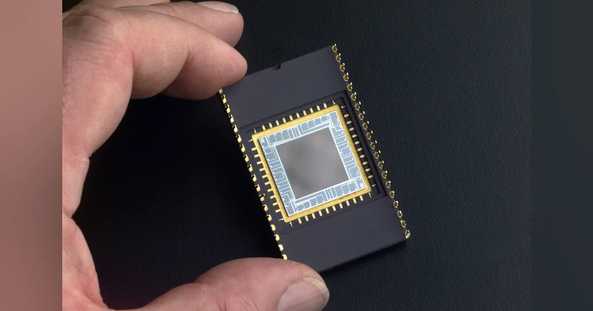 MICROSCOPY/IMAGE SENSORS: Sorting out microscope cameras | Laser Focus ...