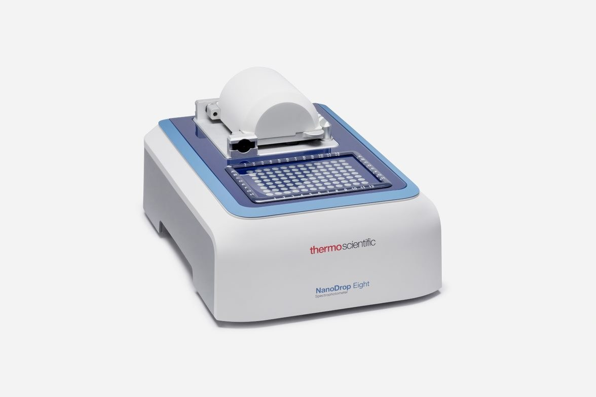 Microvolume spectrophotometer differentiates between DNA and RNA