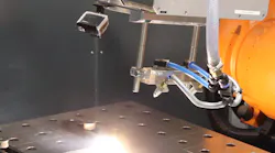 FIGURE 1. Demonstration of 3D on-the-fly welding with omnidirectional seam tracking.