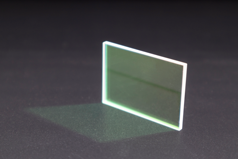 Quartz Window Sm 768x512