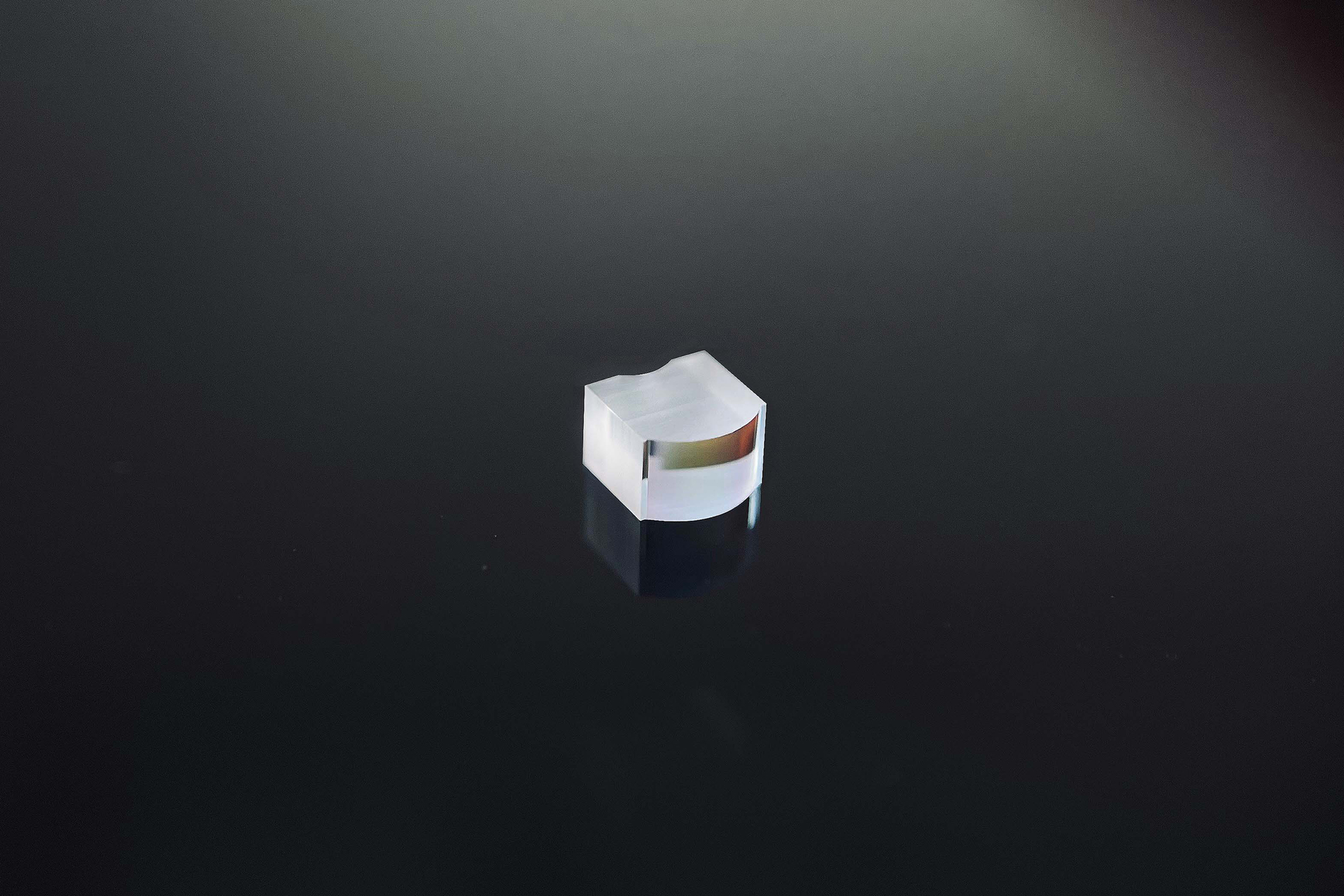 Focuslight 6283f3c561cd0