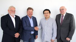 Dr. Preston Young (Photodigm), CEO Bill Stuart (Photodigm), Weida Zhang, Dr. Gary Evans (SMU) Dr. Preston Young (Photodigm), CEO Bill Stuart (Photodigm), Weida Zhang, Dr. Gary Evans (SMU)