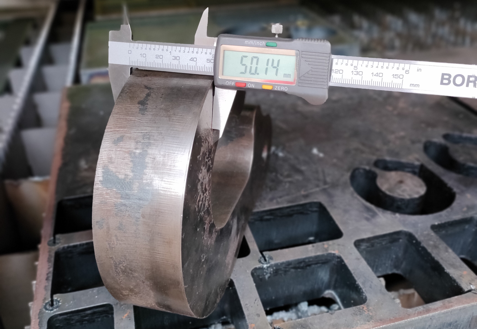 FIGURE 1. An example of laser cutting 50-mm-thick materials.