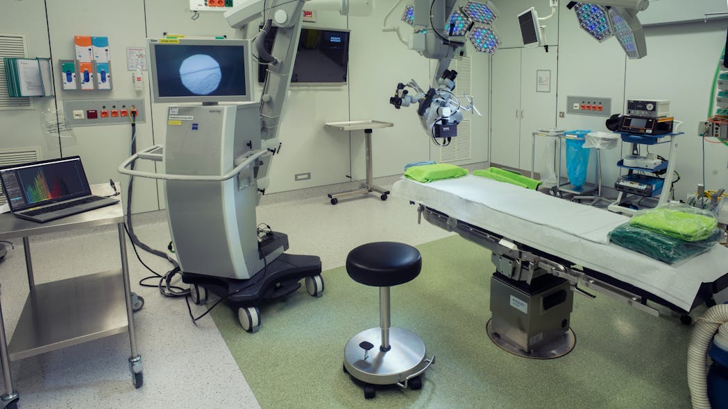 FIGURE 2. imec&rsquo;s snapscan camera is shown in an operating room setup.
