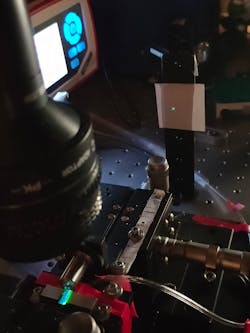 Bare waveguide in operation. Bare waveguide in operation.