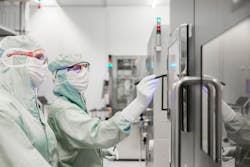 Clean room manufacturing at TRUMPF. Clean room manufacturing at TRUMPF.