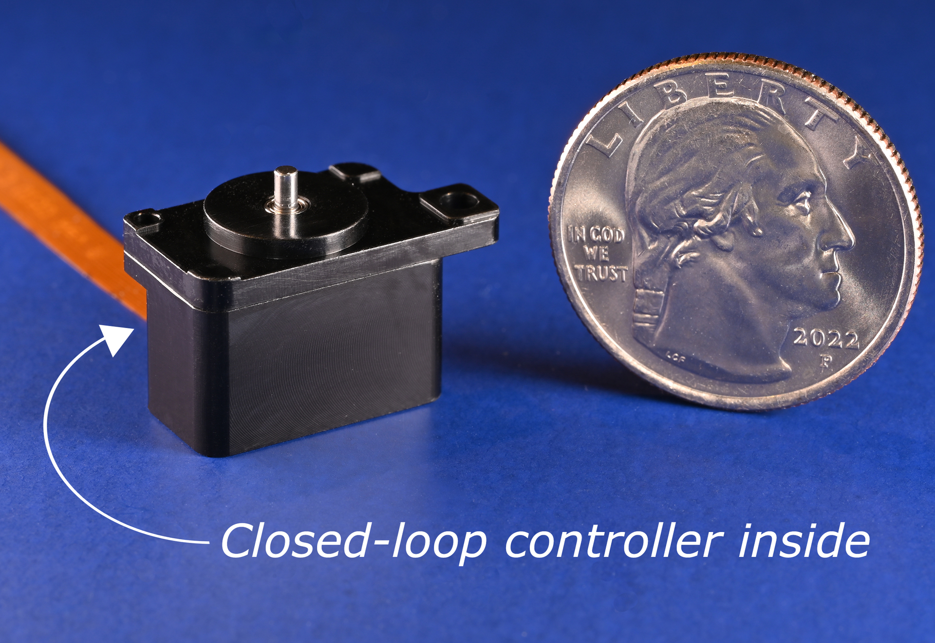 Newscalem3rsu2quarterbluecontrollerinside5x8in300dpi