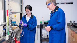 Philippe Guyot-Sionnest (right) and Xingyu Shen in the laboratory at the Gordon Center for Integrative Sciences at the University of Chicago.
